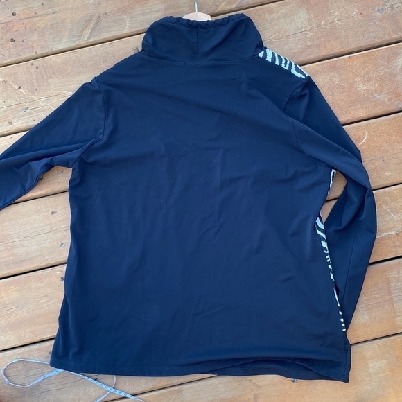 Maloka black, zebra pattern, leather patched long sleeve black top - Picture 6 of 14